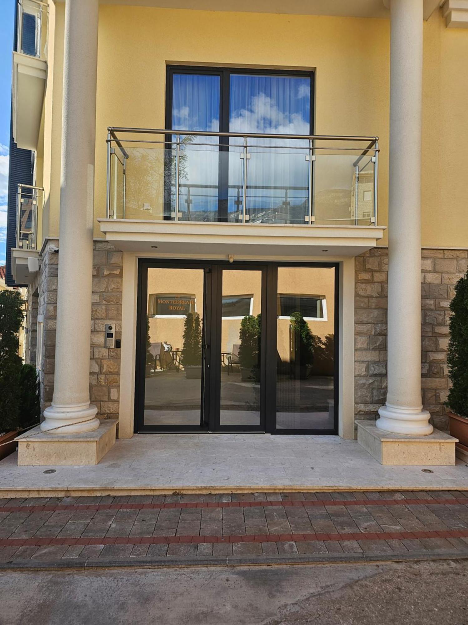 Modern Top Floor Sea View 3Br With Pools, Spa & Fitness Бечичі Екстер'єр фото
