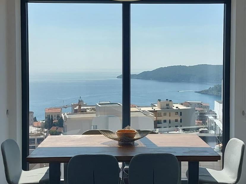 Modern Top Floor Sea View 3Br With Pools, Spa & Fitness Бечичі Номер фото