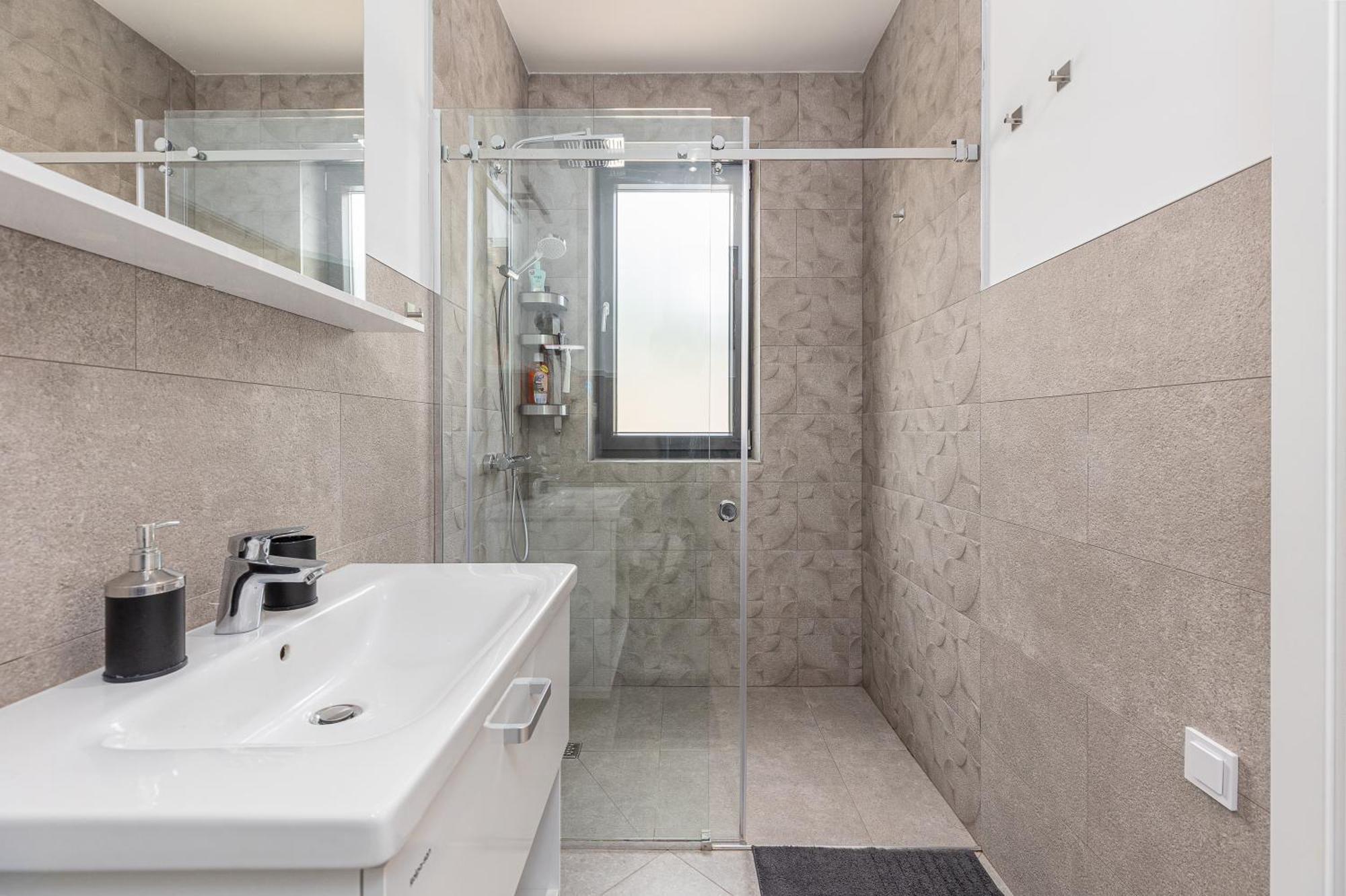 Modern Top Floor Sea View 3Br With Pools, Spa & Fitness Бечичі Екстер'єр фото